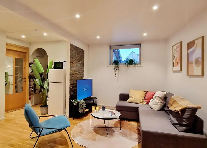 Center Retreat With King Bed Apartament